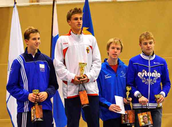 YL_cadetboys_medalist2012_pieni.jpg